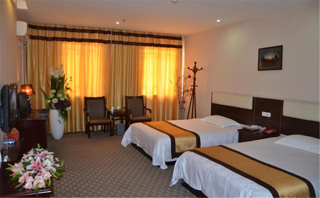 Wudangshan Yinjie Holiday Hotel Danjiangkou 部屋 写真