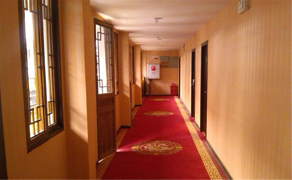Wudangshan Yinjie Holiday Hotel Danjiangkou エクステリア 写真