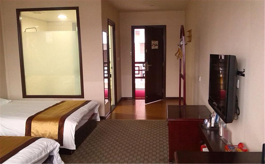 Wudangshan Yinjie Holiday Hotel Danjiangkou エクステリア 写真