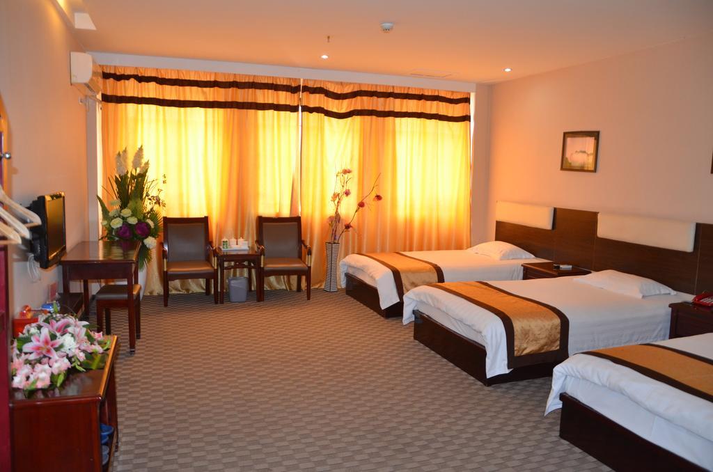 Wudangshan Yinjie Holiday Hotel Danjiangkou 部屋 写真